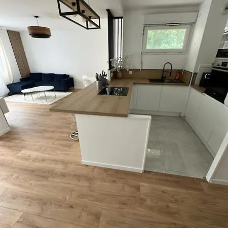 T4 De 87m2 A 5min De Paris Apartment *