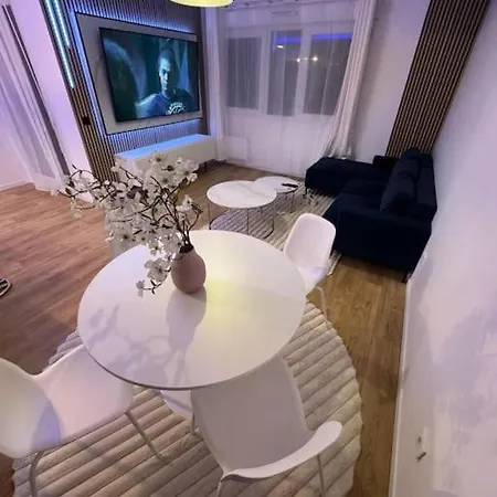 Apartment T4 De 87m2 A 5min De Paris